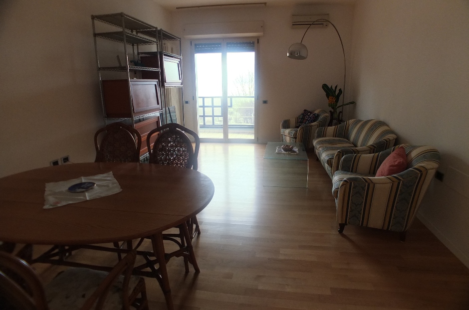 AFFITTO CASA VACANZE PESARO -ZONA MARE (C3/49)