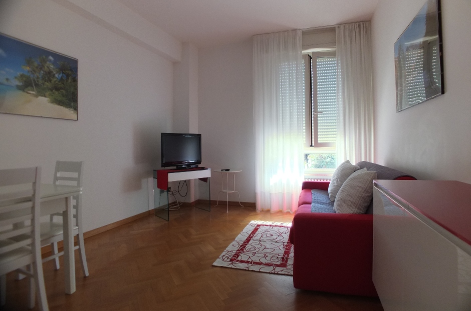 AFFITTASI APPARTAMENTO PESARO CENTRO NO ZTL (AT_107)