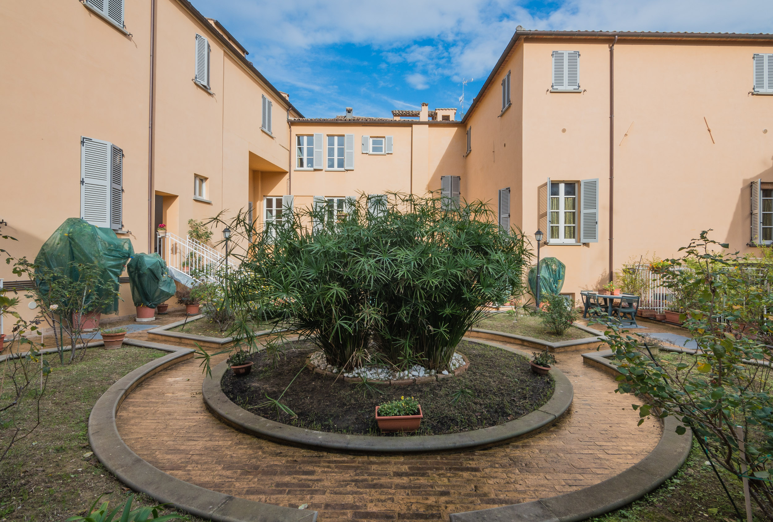 Vendita prestigioso appartamento Pesaro - zona centro storico (AP036)