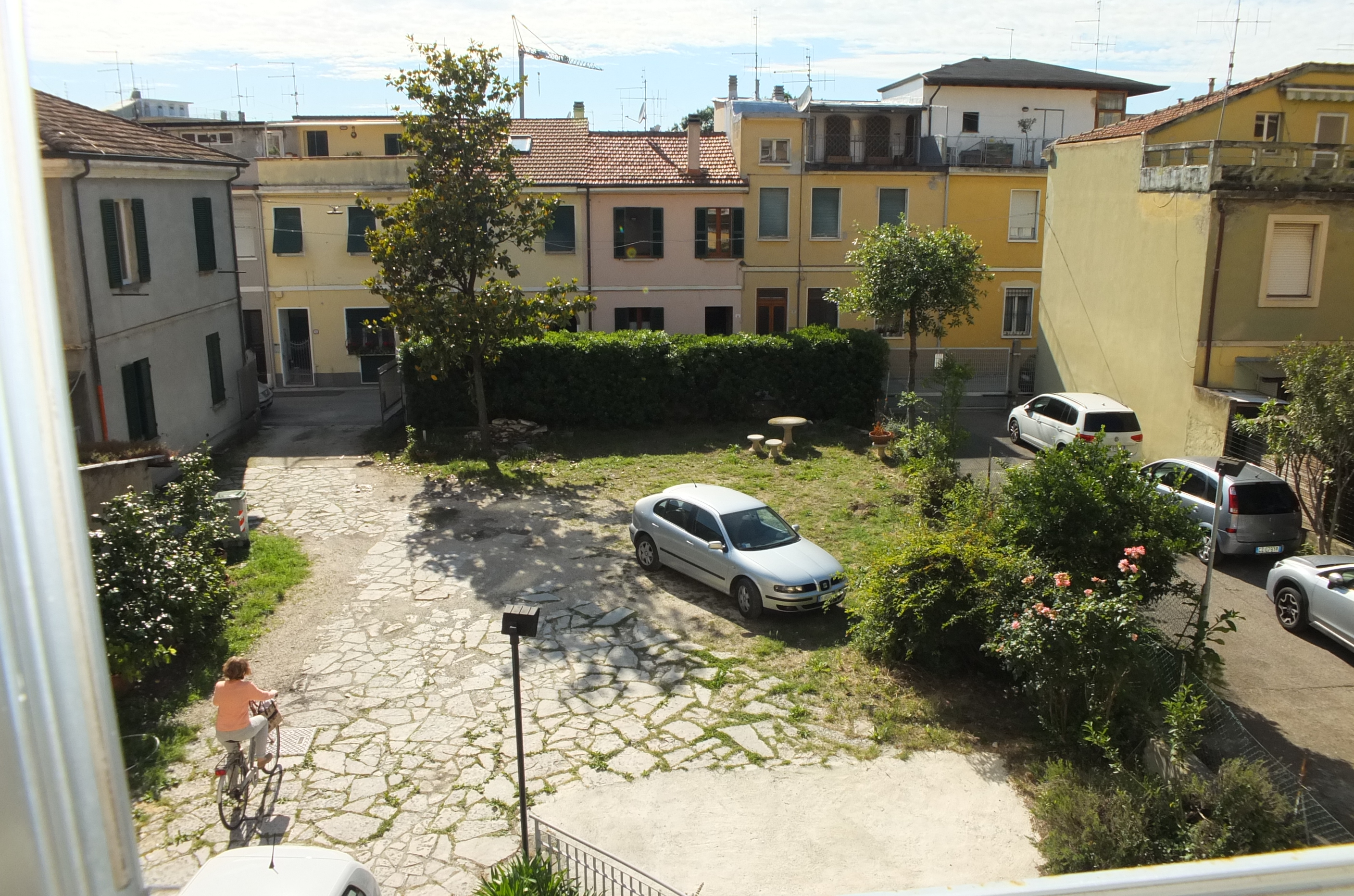 Vendita ampio appartamento Pesaro - zona Pantano Via Rossi (AP233)