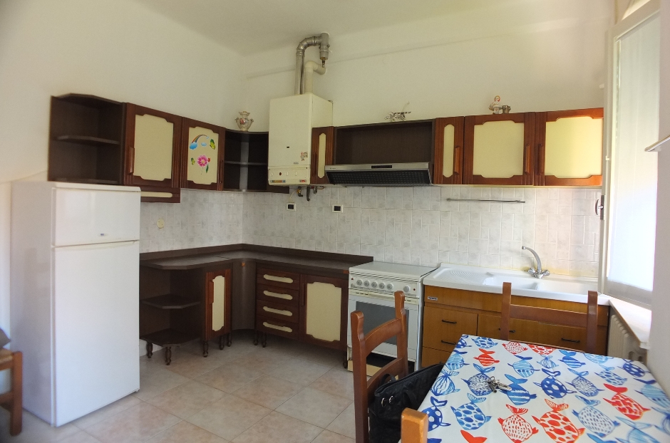AFFITTO TRANSITORIO APPARTAMENTO PESARO - ZONA MARE (V2/241)