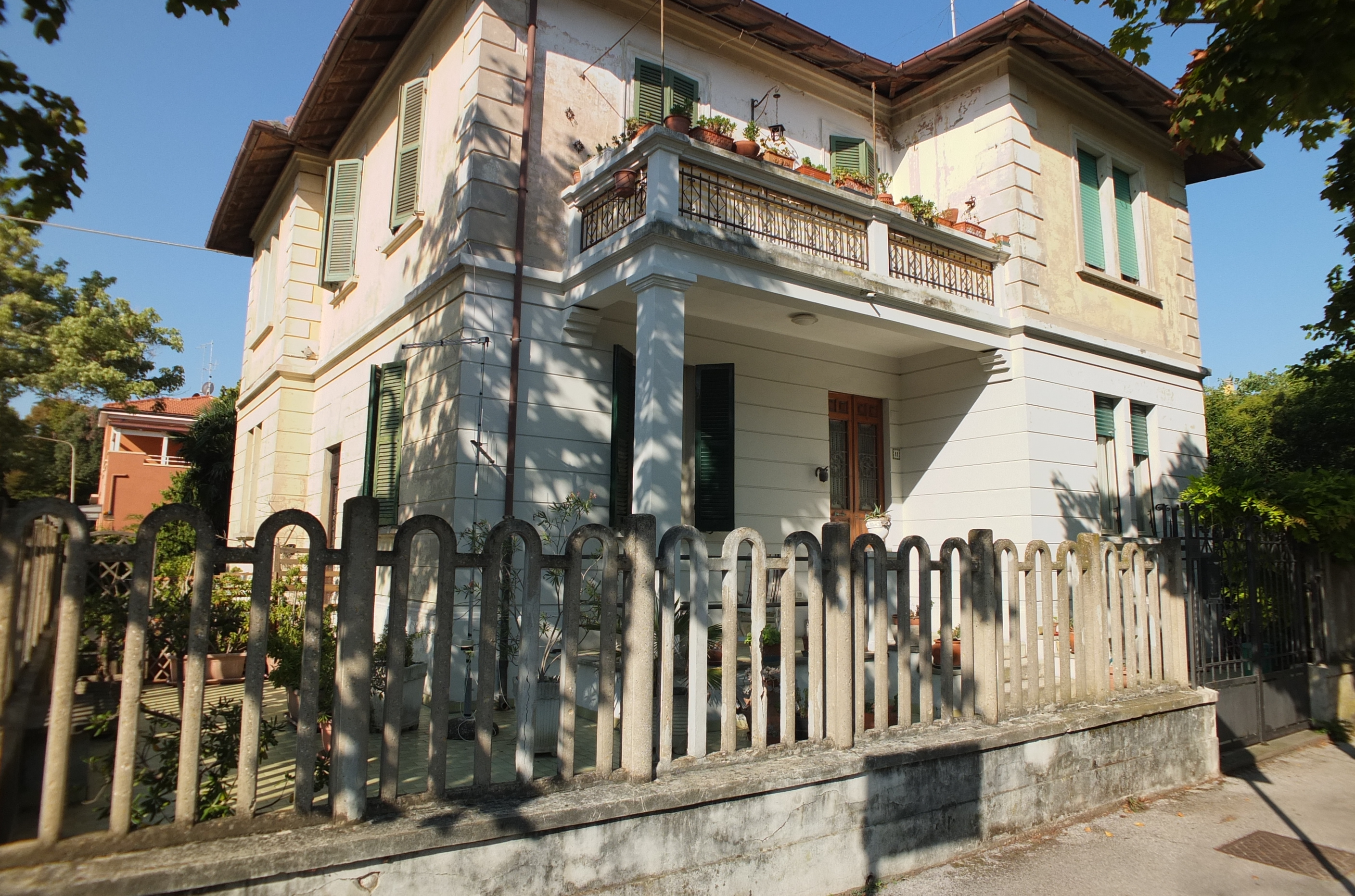 Vendita Appartamento in villa Pesaro - zona mare (IN019)