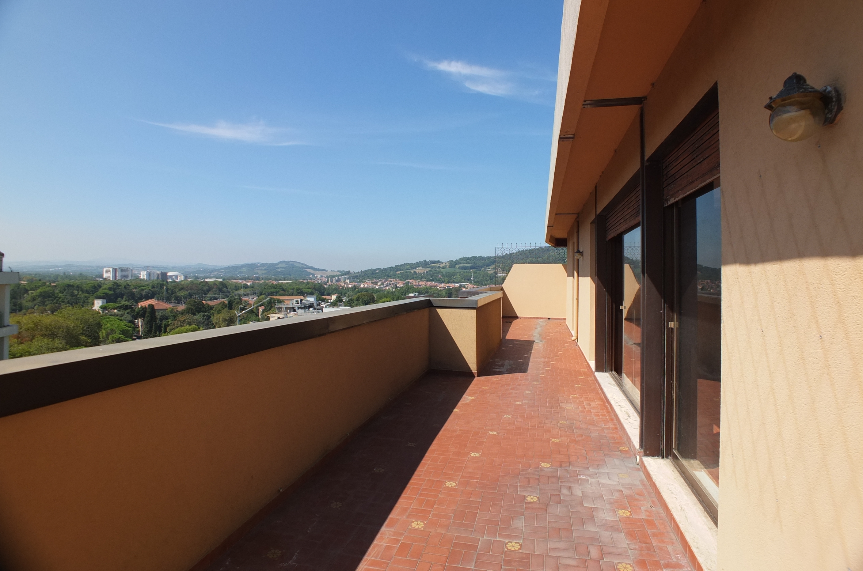 Vendita attico panoramico Pesaro - zona centro storico (AP190)