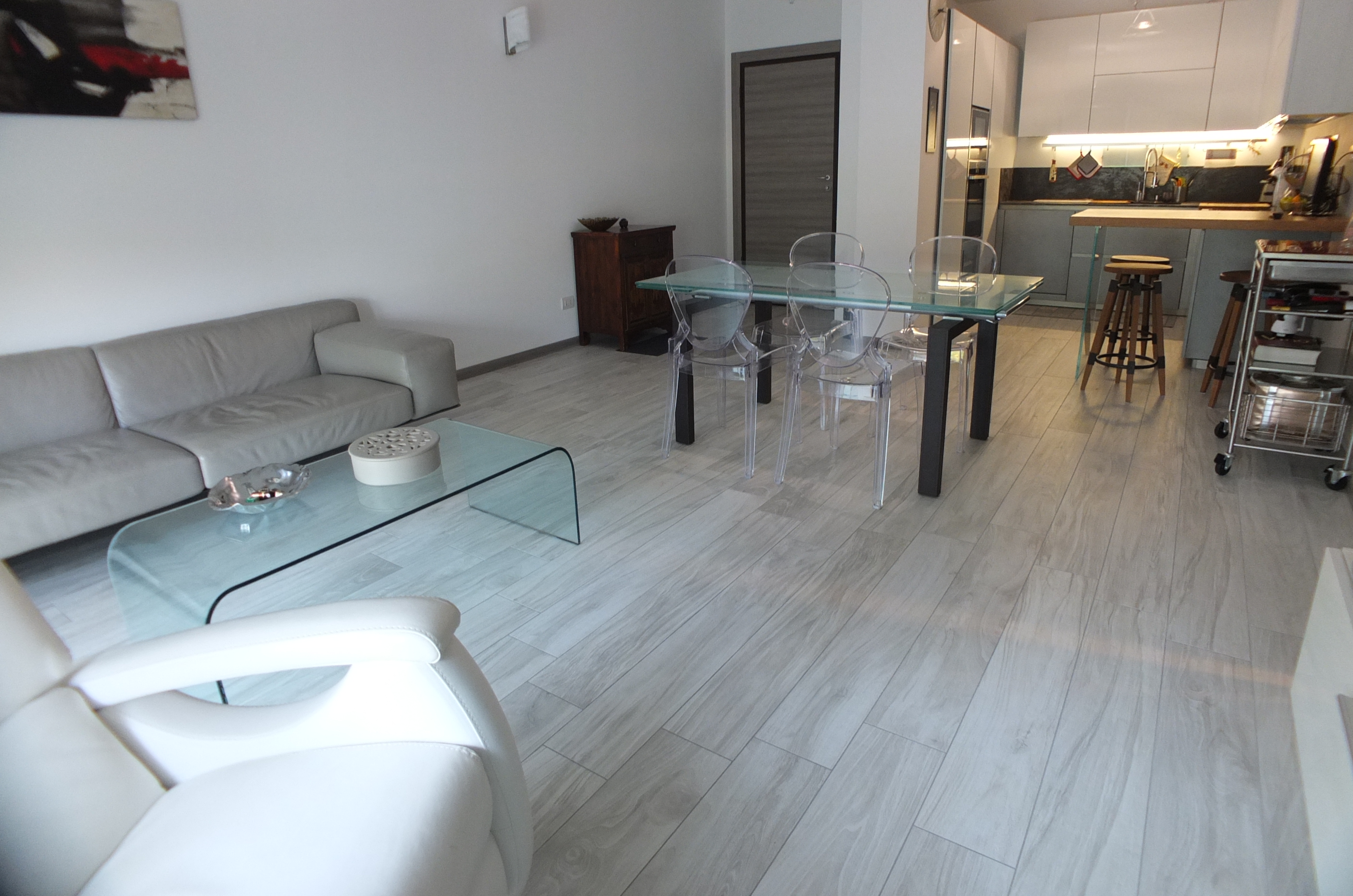 VENDITA APPARTAMENTO NUOVO 2 CAMERE 2 BAGNI GARAGE PESARO - ZONA SEMICENTRALE (AP202)