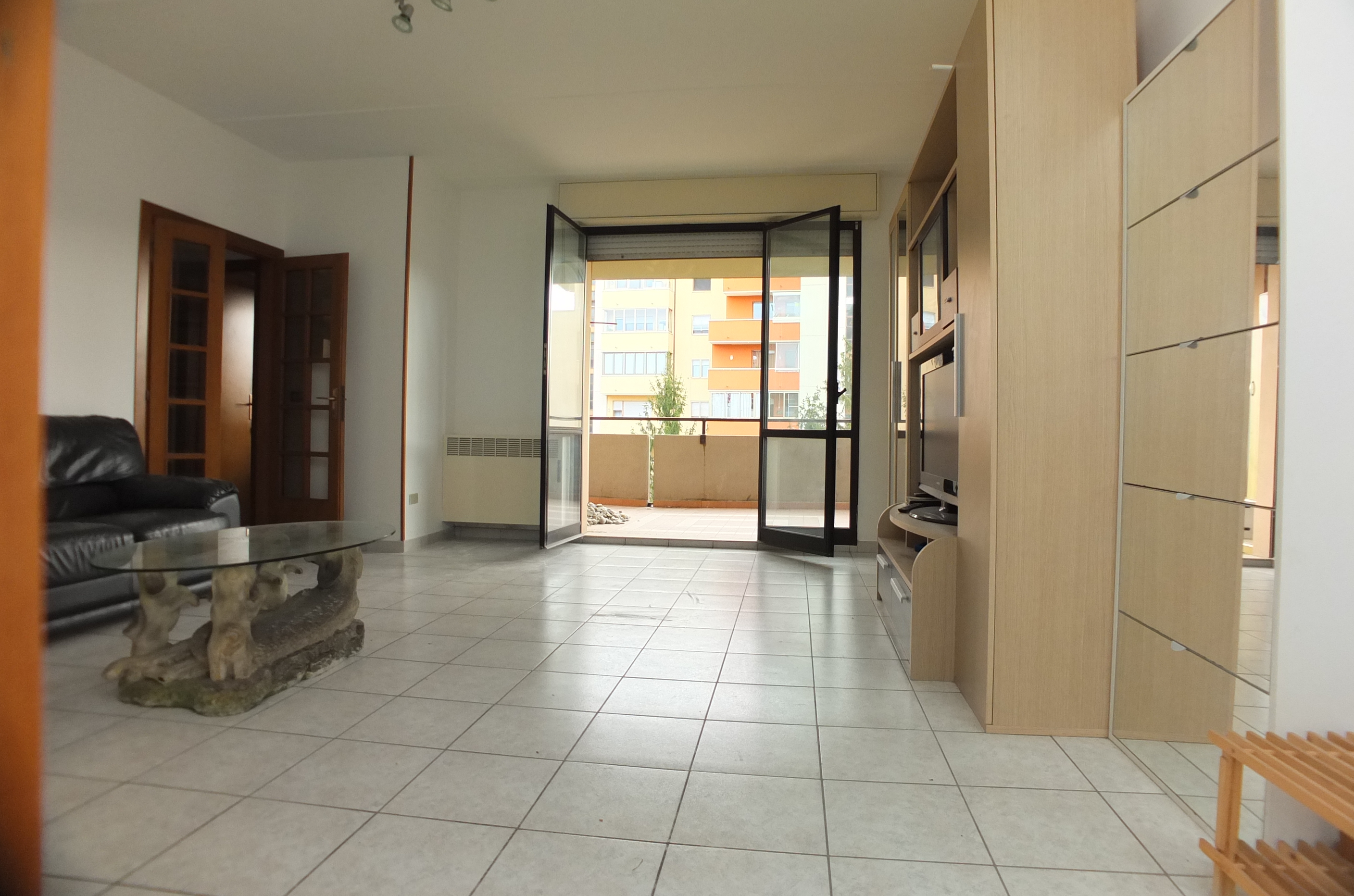 Vendita appartamento con terrazzo Pesaro - Zona Vismara (AP602)
