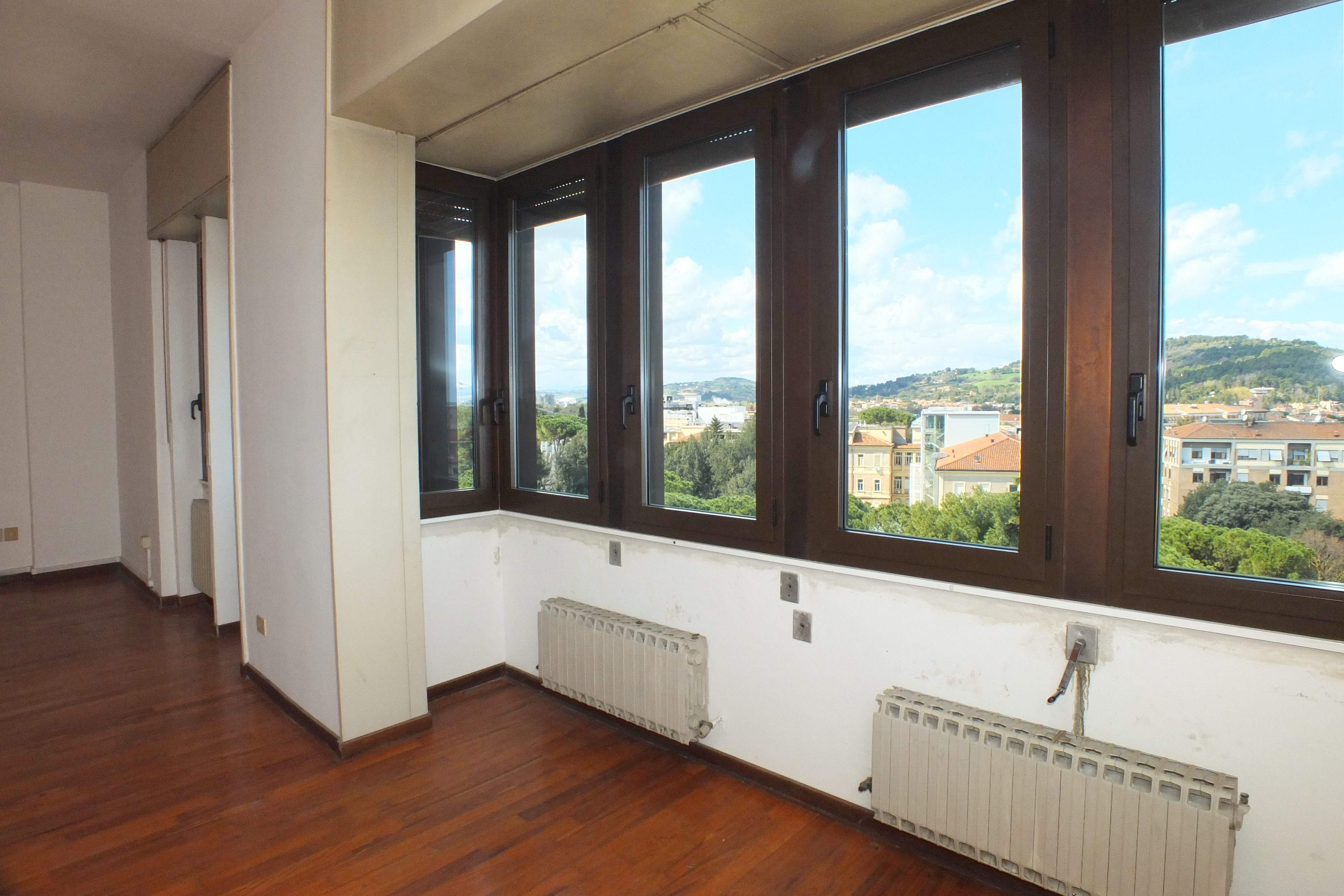 Vendita ampio appartamento panoramico Pesaro - Zona Centro storico (AP652)