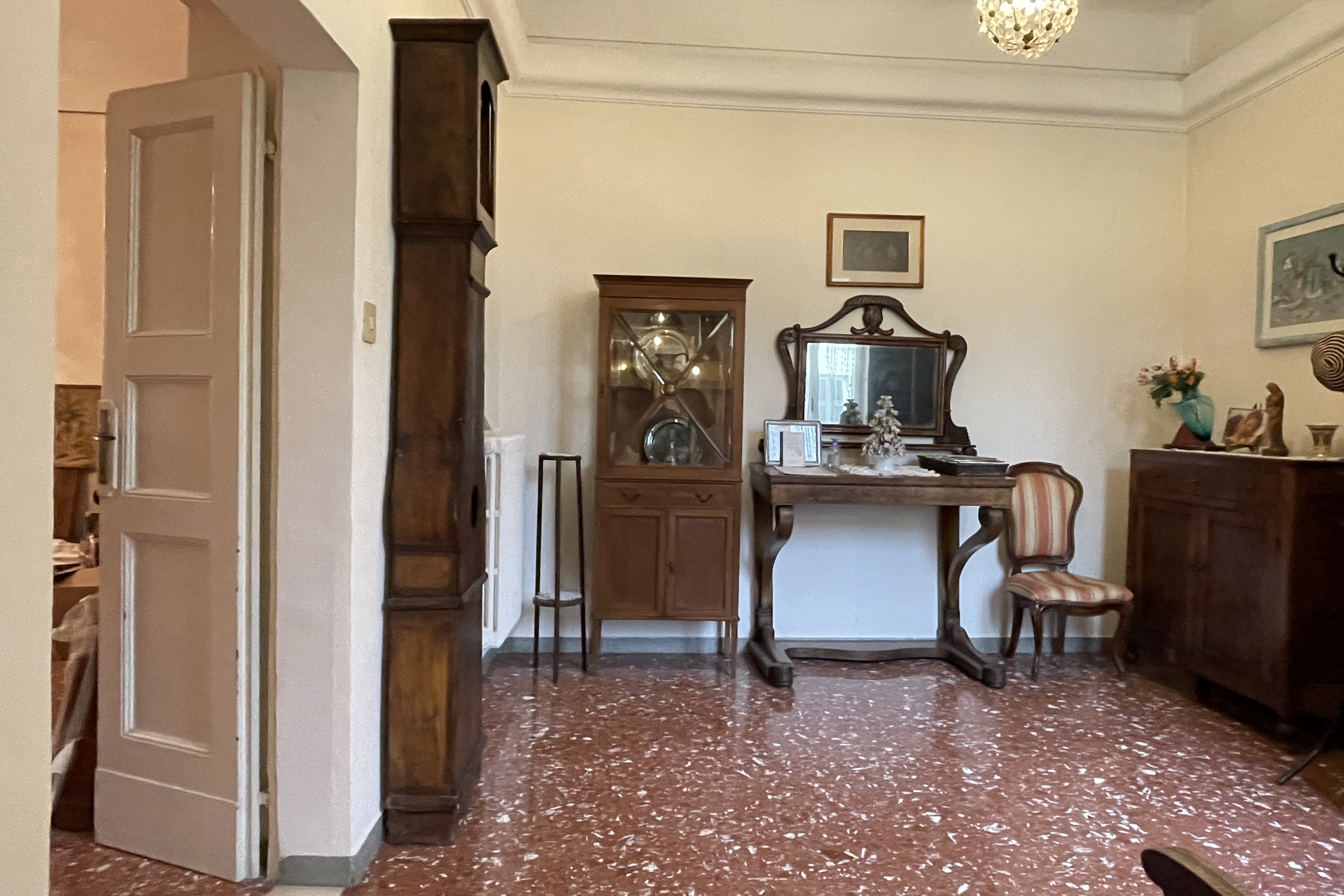 VENDITA AMPIO APPARTAMENTO PESARO - ZONA CENTRO STORICO (AP631)