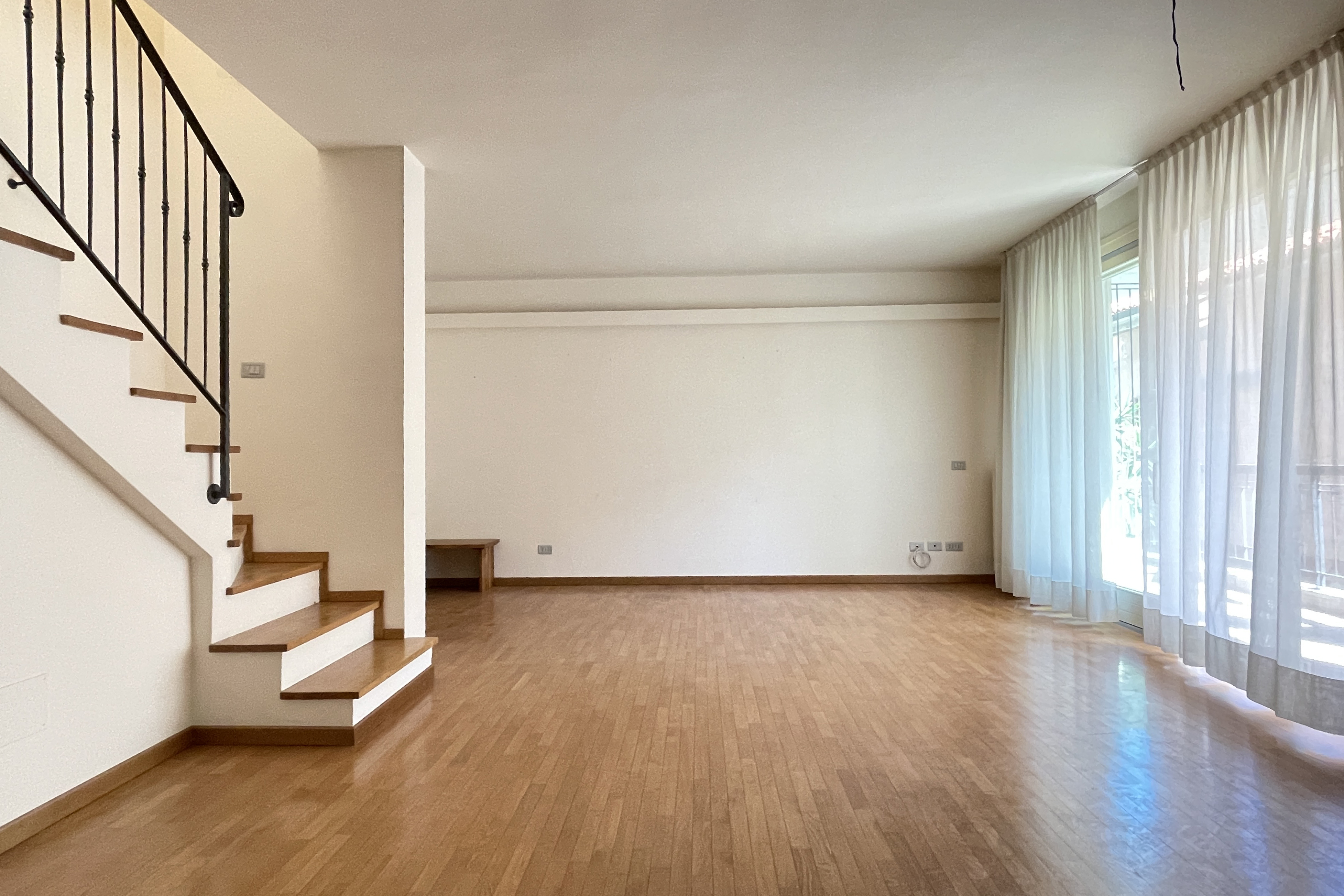 Vendita appartamento ultimo piano Pesaro - Zona centro storico (AP691)