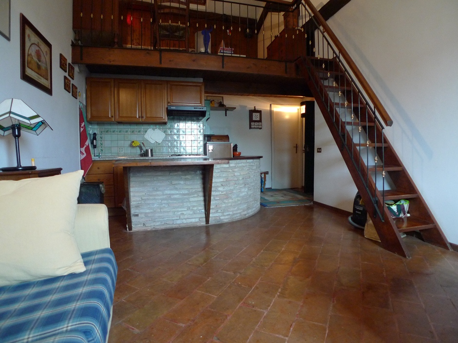 VENDITA APPARTAMENTO PESARO-CENTRO MARE-V.CASTELFIDARDO (AP135-2)