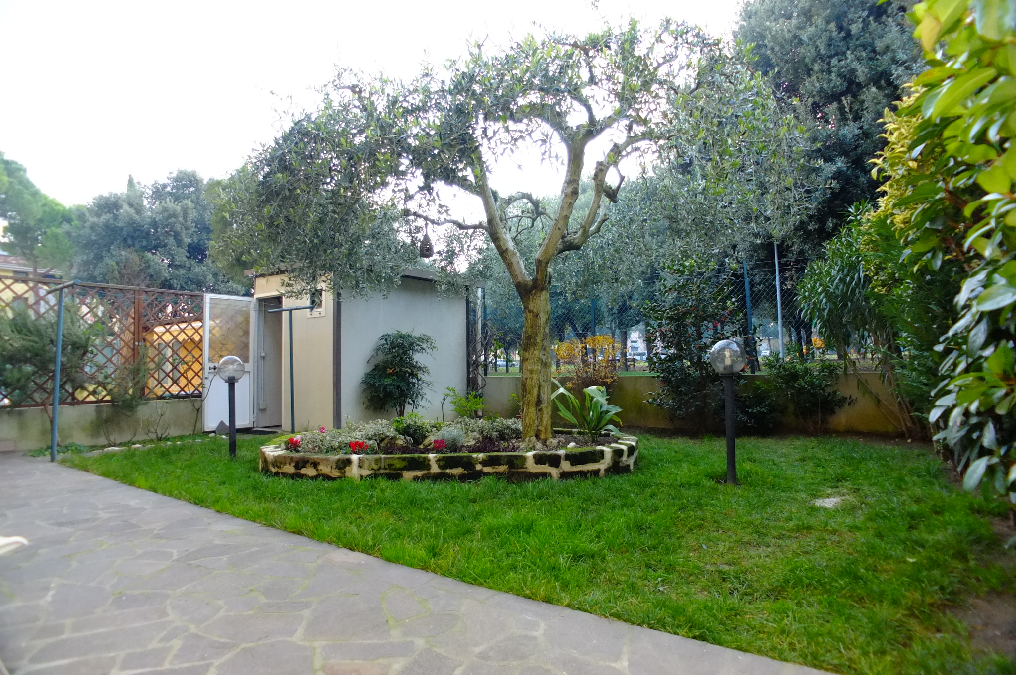 Vendita intera casa trifamiliare Pesaro - zona Soria (IN005)