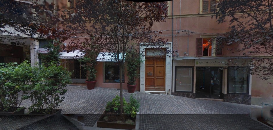 Affittasi negozio a Pesaro - zona centro storico