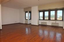 Vendita ampio appartamento panoramico Pesaro - Zona Centro storico (AP652)