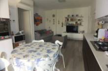Vendesi appartamento con scoperto esclusivo Pesaro - Zona centro-mare (AP737)