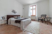 Vendita ampio ed esclusivo appartamento su Via Branca Pesaro - Zona centro storico (AP743)
