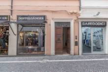 Vendita ampio ed esclusivo appartamento su Via Branca Pesaro - Zona centro storico (AP743)