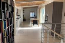 Vendita appartamento ristrutturato con ampia terrazza Pesaro - Zona Miralfiore (AP752)