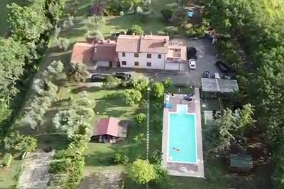  Casale con piscina a 15 min. da Pesaro - Zona Novilara (RC765)