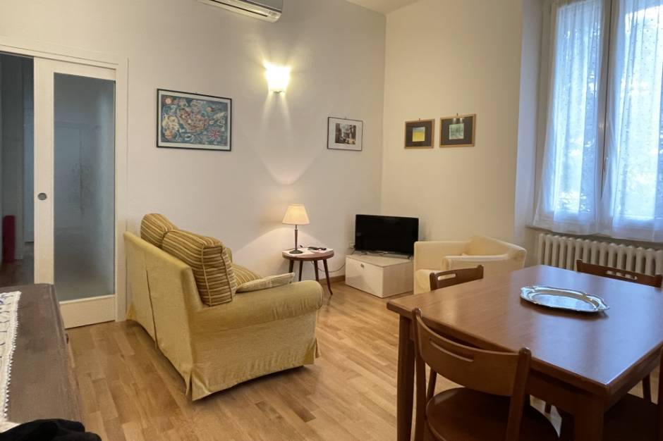  Vendita appartamento ristrutturato Pesaro - Zona mare (AP718)