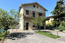 Vendita complesso immobiliare Pesaro - Zona Villa San Martino (PA111)