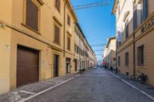 Vendita appartamento di ampie dimensioni con giardino e garage Pesaro - Zona centro storico (AP778)