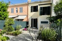Vendita libera casa a schiera con scoperto Pesaro - Zona porto (SC700)