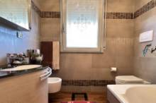 Vendita recente attico con terrazzo Pesaro - Zona centro-Carducci (AP787)
