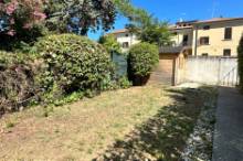 Vendita appartamento indipendente con terrazzo e giardino esclusivi Pesaro - Zona centro-mare (AP784)