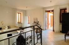 Vendita ampio ed esclusivo appartamento su Via Branca Pesaro - Zona centro storico (AP743)