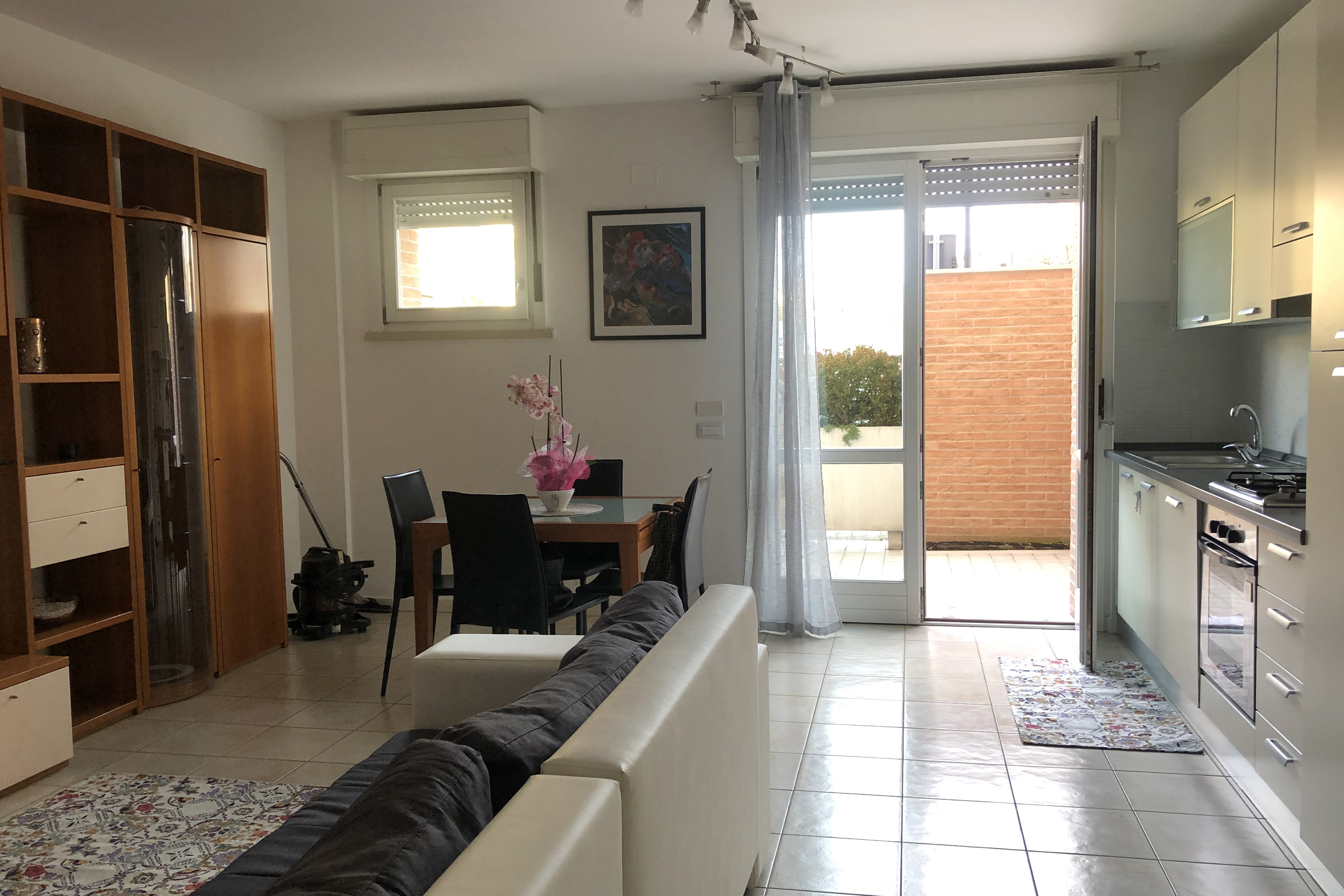 AFFITTO TRANSITORIO APPARTAMENTO PESARO - ZONA MARE (AB-43)