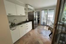 Vendita prestigioso appartamento in villino Pesaro - Zona Mare (IN781)