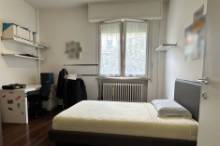 Affitto ampio appartamento con garage Pesaro - Zona mare (AQ25)