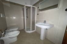 AFFITTO APPARTAMENTO SEMIARREDATO ZONA MARE AT-9