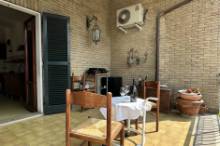 Vendita appartamento sue due livelli in villetta bifamiliare Pesaro - Zona Montegranaro (AP876)