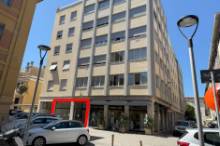 Vendita immobile commerciale Pesaro - zona centro UF34