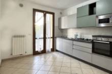 Vendita piacevole casa a schiera con scoperto e garage Pesaro - Zona Celletta (SC992)