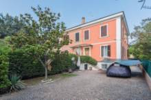 AFFITTO USO FORESTERIA VILLINO A SCHIERA PESARO - ZONA MARE (F4-51)