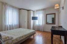 AFFITTO USO FORESTERIA VILLINO A SCHIERA PESARO - ZONA MARE (F4-51)