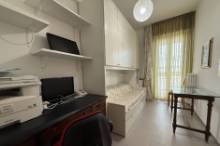 Affitto appartamento arredato con posto auto Pesaro - Zona centro-mare (AM-5)