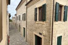 Vendesi casa a schiera con scoperto Pesaro - Novilara (SC910)