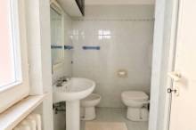 Vendita appartamento con scoperto esclusivo Pesaro - zona centro storico (AP855)