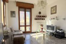 Vendita appartamento in quadrifamiliare con garage Pesaro - Zona Muraglia (AP927)