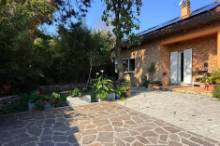 Vendita pregevole villa con giardino Pesaro - Zona centro-mare (VI020)