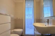 Vendita appartamento con terrazza e box auto Pesaro - zona centro-mare (AP938)