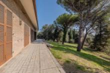 Vendita villa con parco vista mare Pesaro - Zona San Bartolo (VI942)