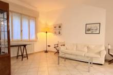 Vendita appartamento in villino bifamiliare con giardino Pesaro - Zona mare (AP940)