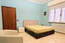 Vendita appartamento in villino bifamiliare con giardino Pesaro - Zona mare (AP940)