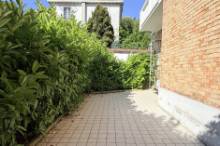 Vendita appartamento in villino bifamiliare con giardino Pesaro - Zona mare (AP940)