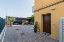 Vendita appartamento con giardino e garage Pesaro Zona Pantano (AP952)