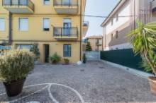 Vendita appartamento con giardino e garage Pesaro Zona Pantano (AP952)