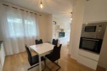 Vendita esclusivo appartamento con giardino e box auto Pesaro - Zona mare (AP969)